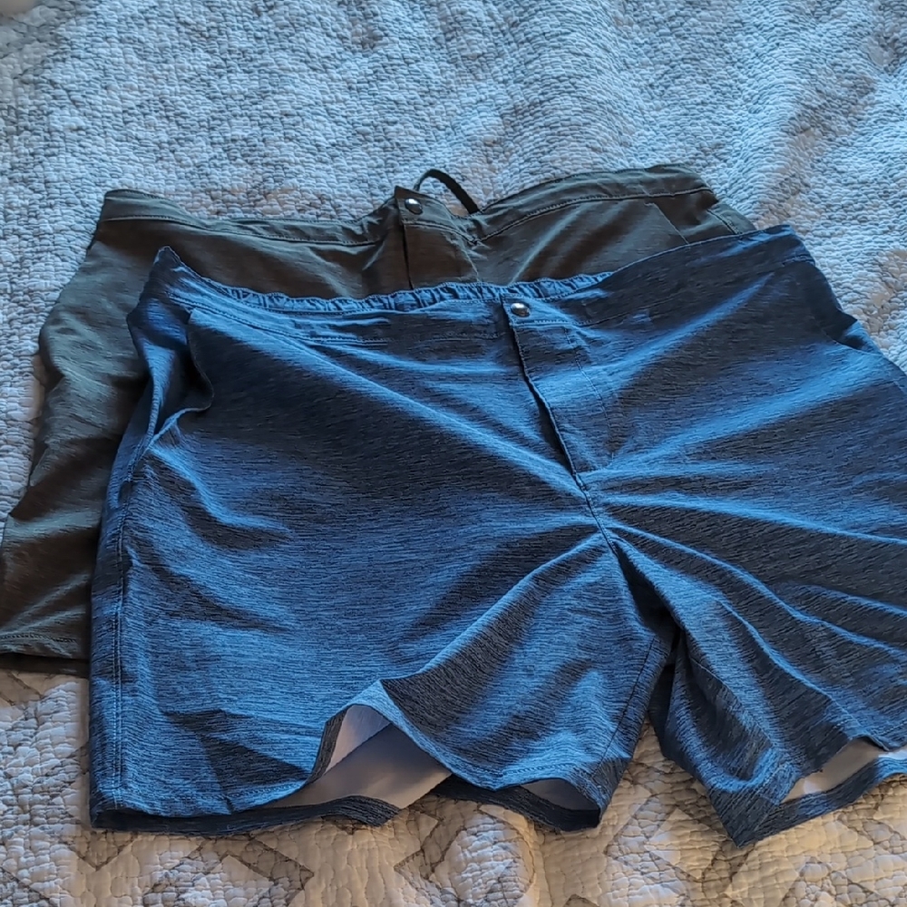 Stylish Blue and Green Men's Shorts